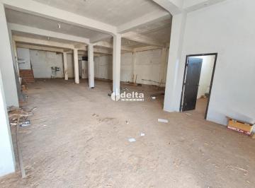 Comercial · 200m² · Galpão disponível para locação no bairro Custódio Pereira em Uberlândia-MG