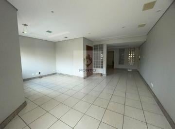 Apartamento · 3 Quartos · 1 Vaga · Excelente apartamento com área privativa