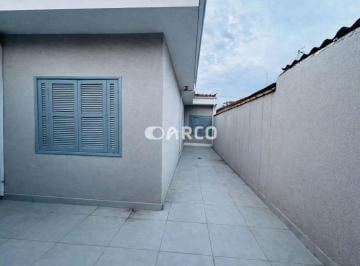 c5q0k82ytm5mzixntq0nzvj_md · Casa de com Edicula à Venda com 3 quartos, 2 banheiros, 2 vagas e 115m²