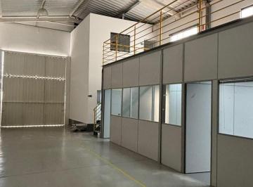 Comercial · 250m² · Galpão / Depósito / Armazém para alugar em Nova Vinhedo de 250.00m²