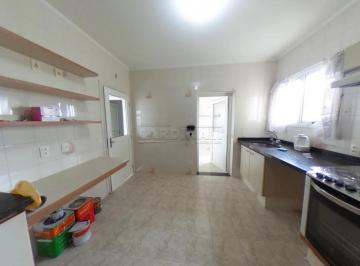 Apartamento · 117m² · 3 Quartos · 1 Vaga · Apartamento para venda em Centro de 117.00m² com 3 Quartos, 1 Suite e 1 Garagem
