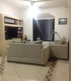 Casa · 205m² · 3 Quartos · 6 Vagas · Sobrado para venda em Vila Santana de 205.00m² com 3 Quartos, 3 Suites e 6 Garagens