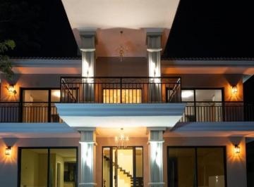 Casa · 220m² · 4 Quartos · 4 Vagas · Casa de Condomínio para venda em Terras De Santa Cristina Xiii Setor Marina de 220.00m² com 4 Quarto