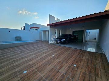 Casa de 3 quartos, Gravatá · Casa fora de condomínio com 03 quartos e piscina à venda em Gravatá/PE!