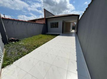 Casa de 2 quartos, Peruíbe · Casa no lado praia, com 2 quartos. Localizada em Peruíbe.