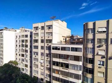 Apartamento · 55m² · 1 Quarto · 1 Vaga · Cazia Privilegio aluga apartamento de 55 m² na desejada Rua Barata Ribeiro, A duas quadra da praia