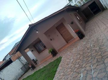 Casa · 299m² · 3 Quartos · 3 Vagas · Casa com Patio terreno 10x30 na Vila Nova