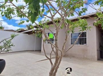 Photo 1 · Casa no Bairro Shalimar com 160 m² de Área Construída - 3 Quartos, Suíte e Piscina
