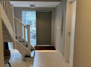 Comercial · 138m² · 4 Quartos · 2 Vagas · Casa comercial na Rua Capitão Macedo, 514 • 138 m²