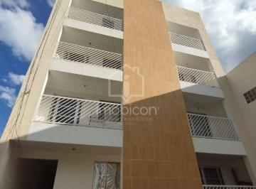 Apartamento · 30m² · 1 Quarto · Alugo: Apartamento 1/4 sala em frente colégio IFBA