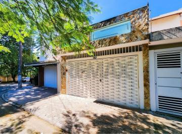 Casa · 93m² · 3 Quartos · 2 Vagas · Belíssimo Sobrado com 3 Quartos localizado no Conjunto Residencial Vista Verde