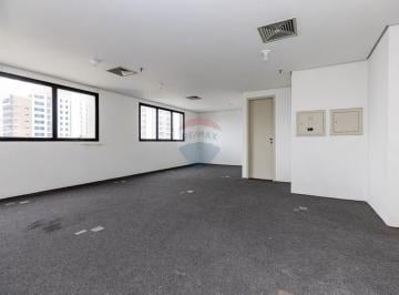 Comercial · 50m² · 1 Vaga · Conjunto Comercial com 50m² e 1 vaga no Paraíso
