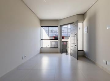 b592ad91-edca-4c6a-8c63-0eb772882c62 · Casa para venda em Vila Santa Isabel com 3 quartos, sendo 1 suíte, 140m²