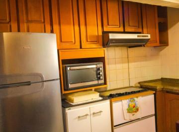 60c2ae5e-c7eb-4579-b42a-6c593a3c7e5d · Apartamento para venda em Centro com 2 quartos, sendo 1 suíte, 102m²