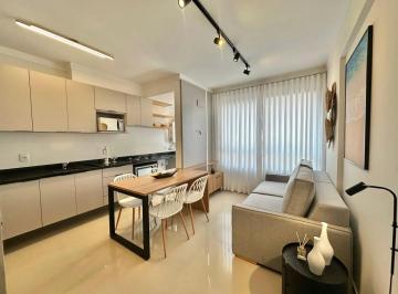 Apartamento de 1 quarto, Florianópolis · Apartamento mobiliado alto padrão com 1 suíte em Jurerê