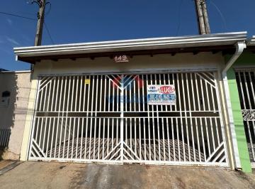 FACHADA · CASA PARA LOCAÇÃO COM 3 DORMITÓRIOS E AMPLA GARAGEM.