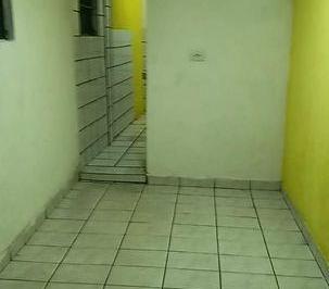 img0 · Casa com 1 Quarto(s) e 1 banheiro(s) para Alugar, 50 m² por R$ 900 / Mês