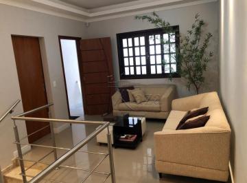 Casa · 142m² · 2 Quartos · 2 Vagas · Casa Sobrado - Jardim das Industrias - 2 Dormitórios - 165m².