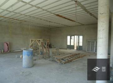 dbdaab7b6a99266998bd224c789df910687c0b15 · Salão comercial para locação, Ponte Rasa, São Paulo.