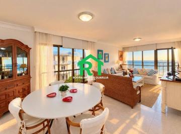 d0daac8339237182608943484fce04ad8b062123 · Apartamento alto padrão com 4 quartos (2 suítes), 2 vagas e lazer à venda em Pitangueiras, Guarujá