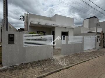 Foto-0 · ESTRADA DO COCO, Abrantes. Casa (térrea) composta de 3 quartos sendo 1 suíte, condomínio com piscina