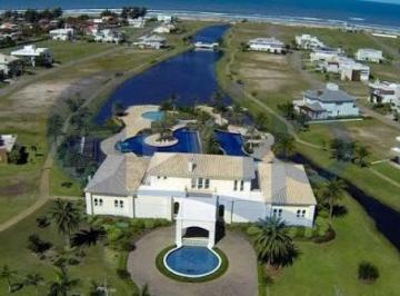 Terreno · 540m² · Terreno a venda no Condominio Horizontal Ocean Side em Torres/RS