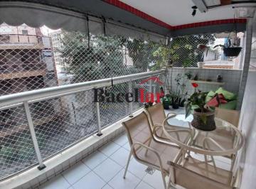 Apartamento · 118m² · 3 Quartos · 2 Vagas · Apartamento na Tijuca próximo ao Metrô, com 2 vagas na escritura, varanda, 3 qua