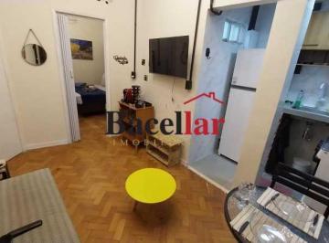 Apartamento · 35m² · 1 Quarto · Apartamento : Padrão / Residencial / Glória