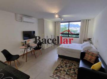 Apartamento · 33m² · Studio :  / Residencial / Centro