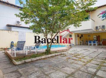 Casa · 371m² · 7 Quartos · 4 Vagas · Casa de rua : / Residencial / Grajaú