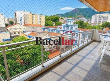 Apartamento · 131m² · 3 Quartos · 2 Vagas · Apartamento de 3 quartos (1 suíte) com 131 m², Varandão, dependências completas,