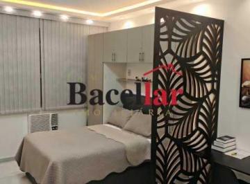 Apartamento · 35m² · 1 Quarto · Studio porteira fechada ,Metrô e largo da Segunda Feira