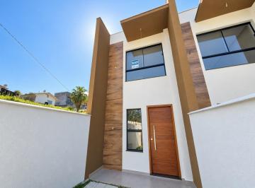 Casa · 74m² · 2 Quartos · 2 Vagas · Sobrado com 2 suítes para locação na Itoupava Central
