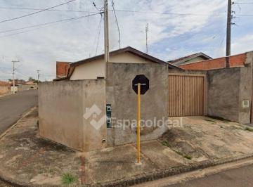 Casa · 200m² · 3 Quartos · 2 Vagas · Casa terrea de esqauina - Julio Ferrari