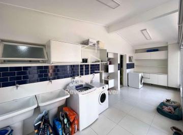 Casa · 850m² · 4 Quartos · 6 Vagas · Imperdível: Casa à venda em Cotia-SP, Vila Santo Antônio - 4 quartos, 3 suítes,