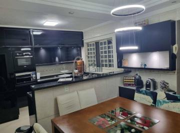 Casa · 193m² · 3 Quartos · 3 Vagas · Casa para venda em Vila M Genoveva de 193.00m² com 3 Quartos, 1 Suite e 3 Garagens