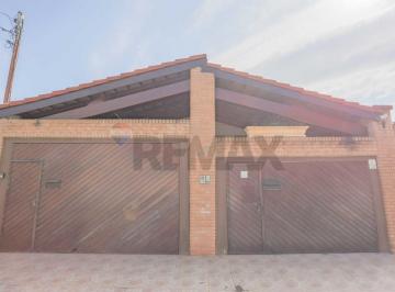 Casa · 262m² · 5 Quartos · 4 Vagas · Casa para venda em Jardim Sandra de 262.00m² com 5 Quartos, 2 Suites e 4 Garagens