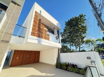 1 · Casa Residencial de 184 m² com 3 suítes em Ipiranga