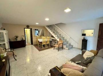 Casa de 3 quartos, Rio de Janeiro · Casa de Vila à Venda no Catete – 155 m² | Conforto, Charme e Exclusividade