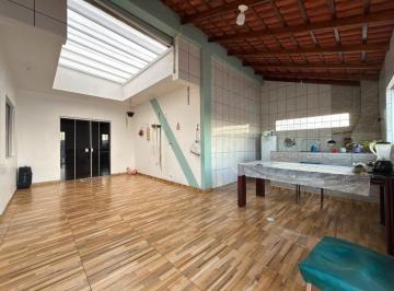 Casa · 120m² · 3 Quartos · 2 Vagas · Casa para alugar em Umbará de 120.00m² com 3 Quartos, 1 Suite e 2 Garagens