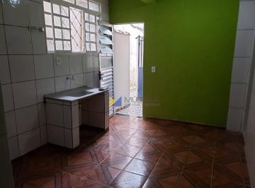 Casa · 30m² · 1 Quarto · Casa para alugar em Jardim Divinolândia de 30.00m² com 1 Quarto