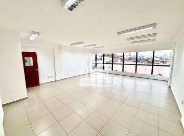 Comercial · 140m² · 2 Vagas · Sala Comercial para alugar em Centro de 140.00m² com 2 Garagens
