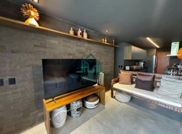 Casa · 175m² · 3 Quartos · 2 Vagas · Casa com 3 Suítes, 175m² e Piscina Privativa a Beira Mar da Praia do Marceneiro - Rota Ecológica dos