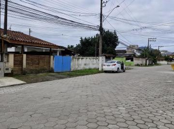 Casa de 2 quartos, Ubatuba · Casa a venda a 5 minutos da praia Grande