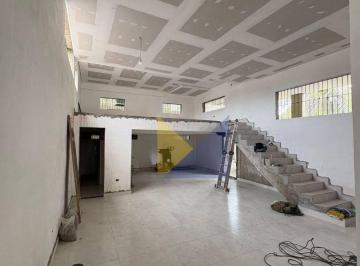 Comercial · 227m² · Sala Comercial para alugar em Itaguá de 227.00m²