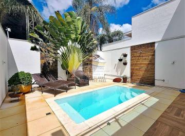 Casa de 3 quartos, Sorocaba · Oportunidade de Sobrado no condomínio Horto c/ Piscina