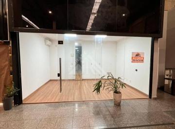 Comercial · 17m² · 1 Vaga · Box comercial para alugar Parque Campolim Mercadão Campolim Zona Sul 17,5m²