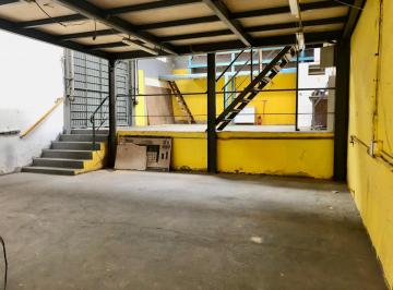 Comercial de 4 quartos, São Paulo · Galpão de esquina