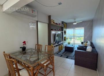 Foto 01 · Apartamento à venda com vista ao mar, no Maitinga, mobiliado, com sacada fechada, 2 quartos sendo 1