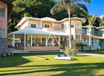 Casa de 5 quartos, Angra dos Reis · Casa pé na areia para temporada em Angra dos Reis